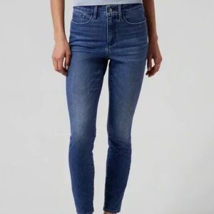 Athleta Sculptek Ultra Skinny Jean Size 8